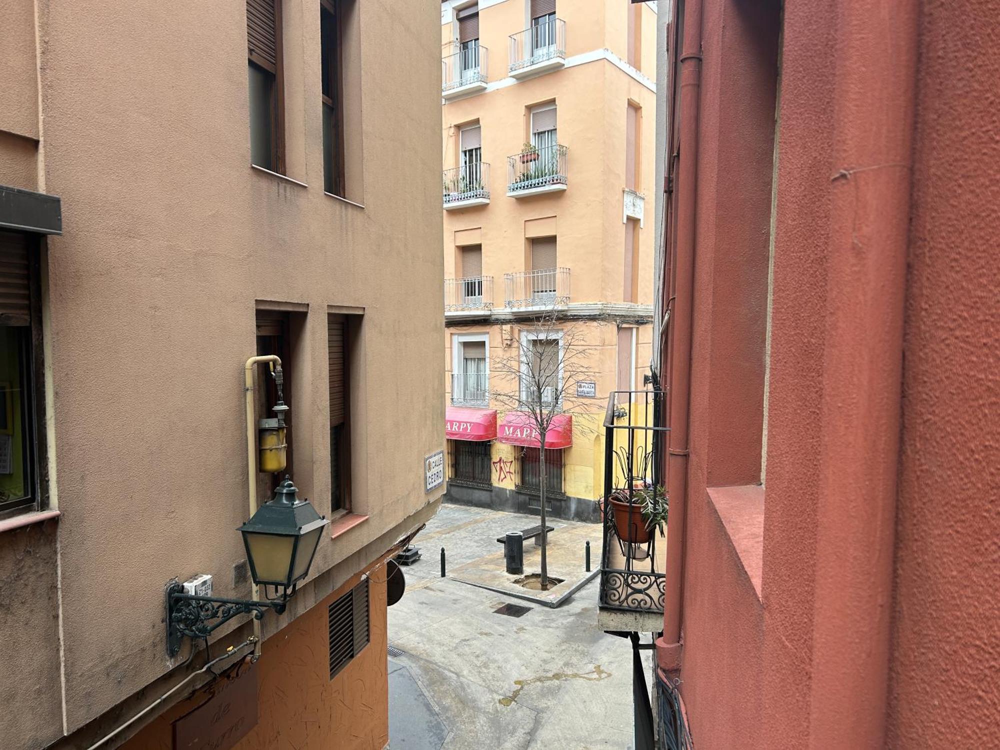 Casa Cedrohistoria Y Confort Con Parking Gratuito Zaragoza Exteriör bild