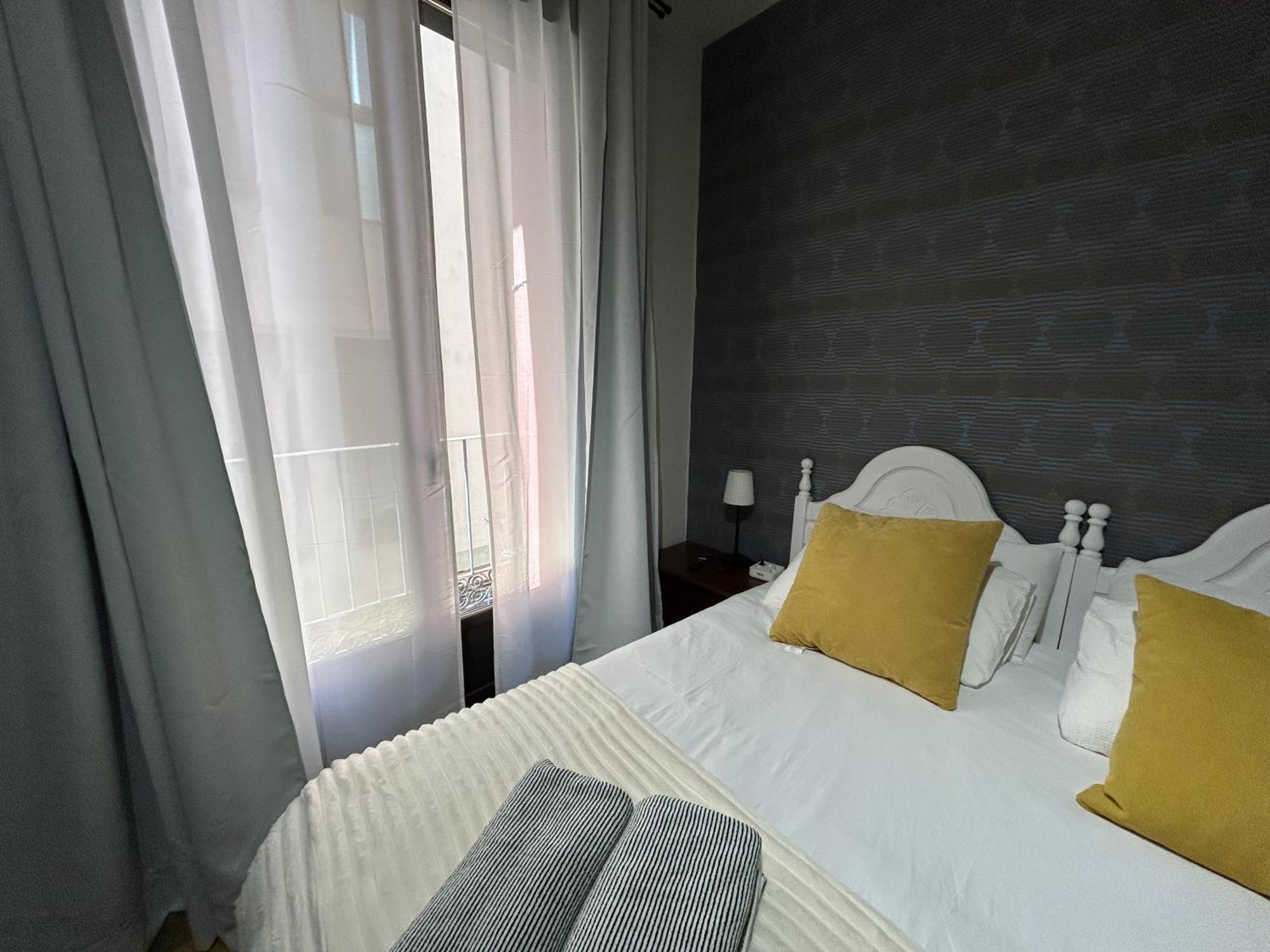 Casa Cedrohistoria Y Confort Con Parking Gratuito Zaragoza Exteriör bild